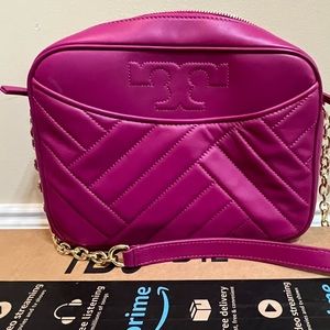 Tory Burch Alexa Stitch Camera Bag Party Fuschia 10.5 x 8